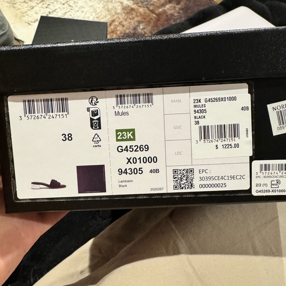 chanel cc mules - Picture 4 of 12